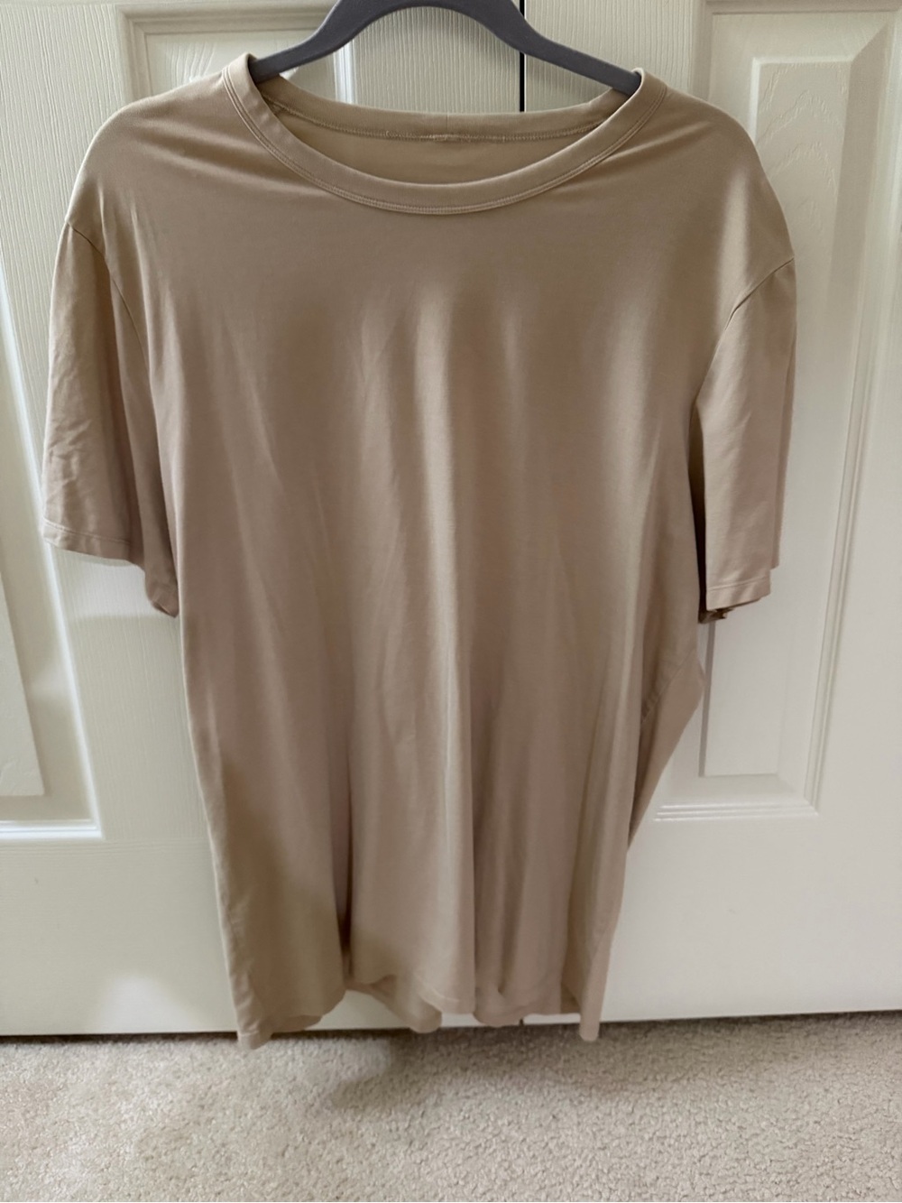 lululemon athletica Men's Crewneck Tee in Taupe